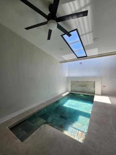 สระว่ายน้ำ, Casa Brisamar - House with Private Pool in เฮอร์ราดูร่า