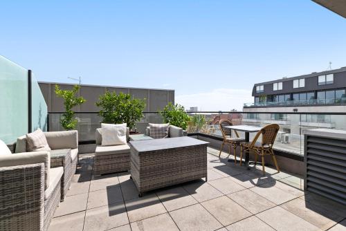 Modern Quiet 1 & 2 Bed Apt Opposite Albert Park - Melbourne