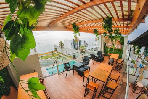 Beach House - Besso Beach in Barranca
