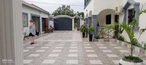 Cutting Edge Guest House in Kunkujang Jattaya