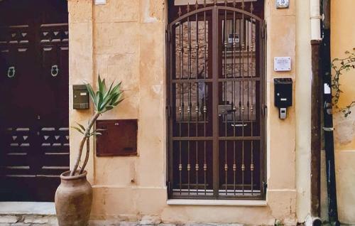 Cozy Home In Siracusa With House A Panoramic View