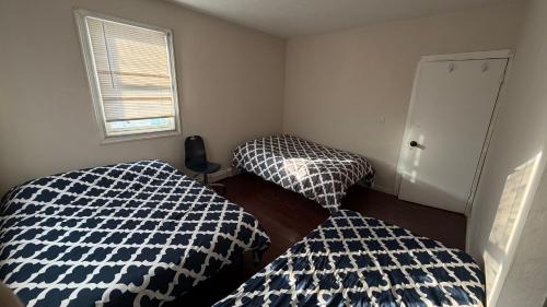 Esjacpe Guest House 2 - Quincy, MA