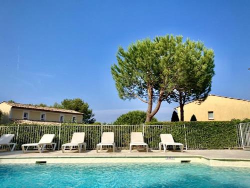 Maison climatisée 6 pers. avec piscines au Domaine Pont Royal - FR-1-658-38