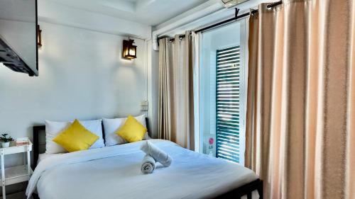 room detail thumbnail 0