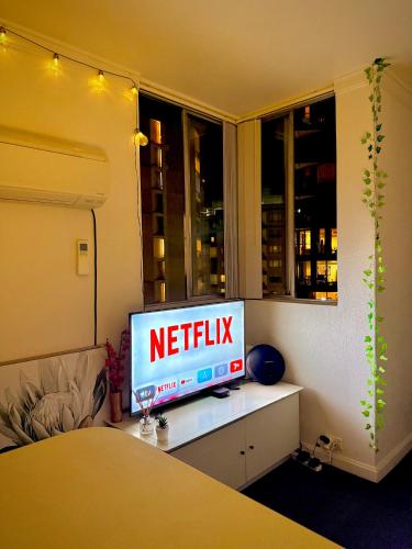 City Hideaway - Heart of Sydney W Rooftop Pool & FREE Parking