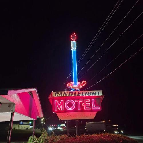 Candle Light Motel in Ozark (AL)