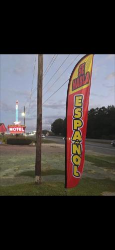 Candle Light Motel in Ozark (AL)