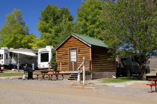 Gunnison Lakeside Cabins & RV Park