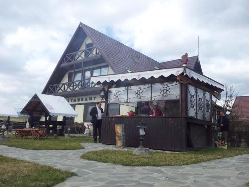 Viesnīcas āriene, Hanul Rotbav in Reconstrucția