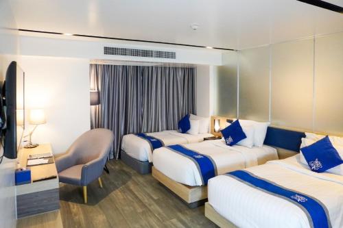 room detail thumbnail 0