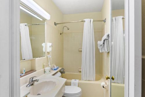 Rodeway Inn Historic - image 9