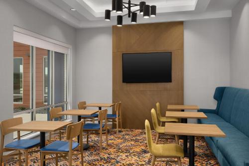 Hampton Inn by Hilton Dexter - image 10