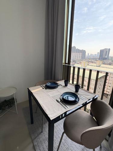 0 m. from BTS Udom Suk! (Ideo Mix Sukhumvit 103) - image 12