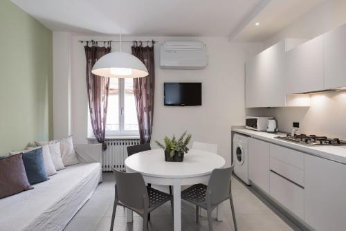 Kitchen, Il Vicolo Aparthotel Verona  in Other