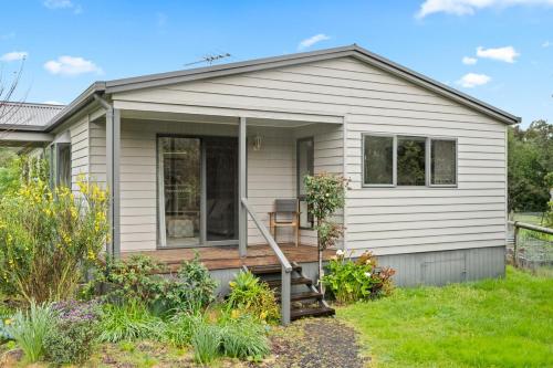 Country Getaway on the edge of the Yarra Valley 503a Yan Yean road Yarrambat in Diamond Creek
