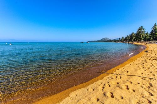 The Lodge at Lake Tahoe, South Lake Tahoe (fotografie 3)