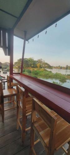 Mamapieng Riverview Bungalows in Muang Khong
