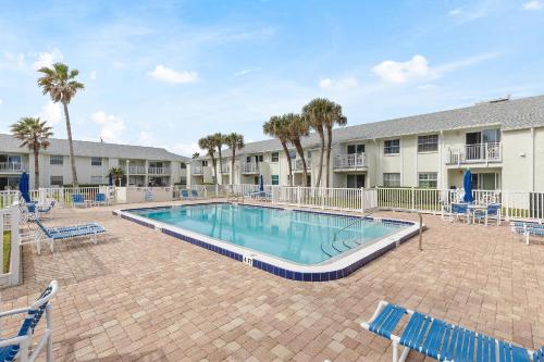 Colony Beach Club 139 in New Smyrna Beach, USA