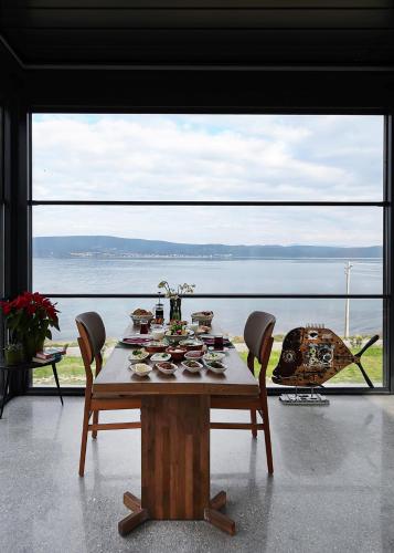 Skats, Silver Bay Club House in Kadıovacık