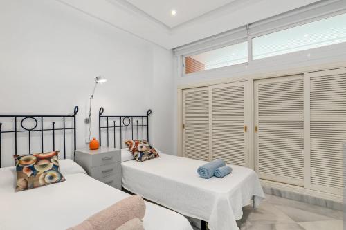 All About Marina Mariola – Marbella, SC
