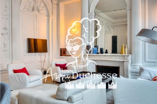 Le Jeanne d'Arc magnifique F3 de style haussmannien !