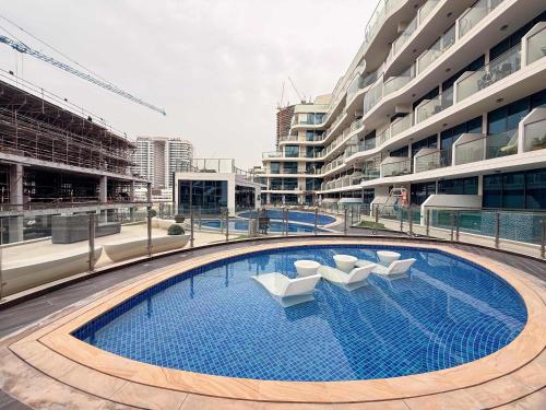 Luxury 1BR with Private Pool & Balcony - image 14
