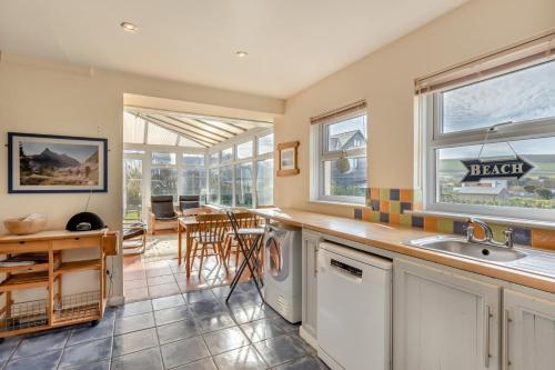 Iekārtas, 6 Bed in Croyde oc-h31821 in Croyde