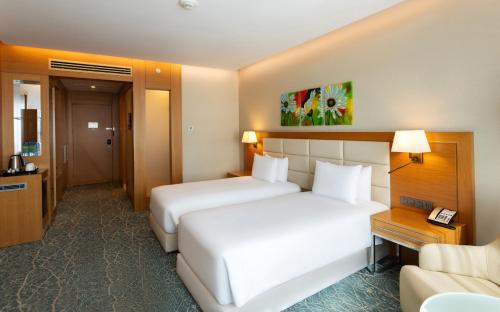 2 twin beds
