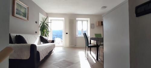 2 bedrooms, 3 beds