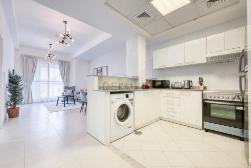 Facilities, Modern 1BR Retreat at Al Khail Heights, Al Quoz by Deluxe Holiday Homes in Al Quoz
