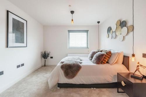 Modern 2 bedroom home with abundant natural light in 東格林斯蒂德