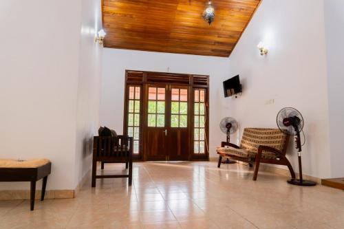 Suriya Villa & Resort in 데라니야갈라