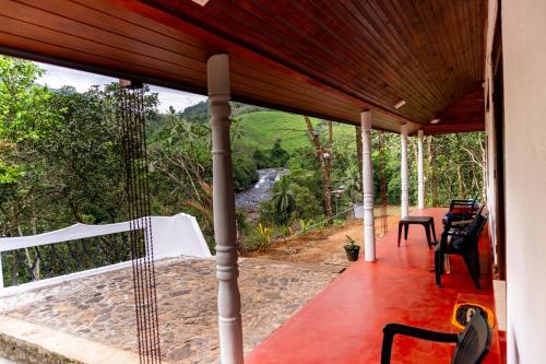 Suriya Villa & Resort in 데라니야갈라