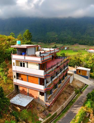 Exterior view of Jenny's Villa and Restaurant