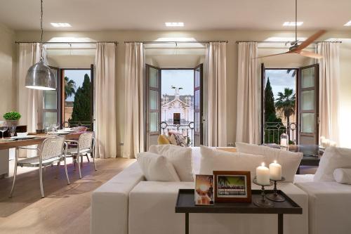 San Fernando Ático LUJO by Home at Homes, Séville
