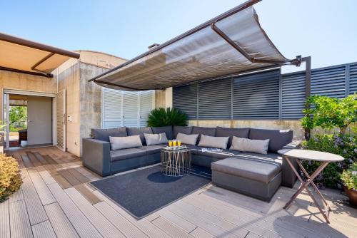 San Fernando Ático LUJO by Home at Homes - image 3