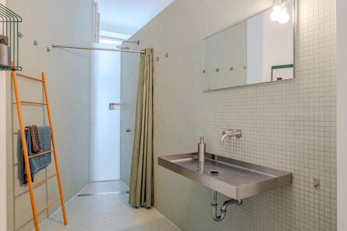 Spacious Apartment in Kreuzberg, Berlin (photo 3)