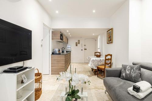 84 MEY - Apartment for 4 people near Croisette and Palais