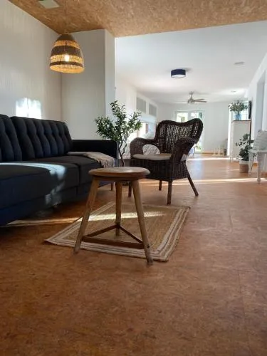 Ferienwohnung mit 85 m I Terrasse & Garten I Natur in Westerheim, Deutschland