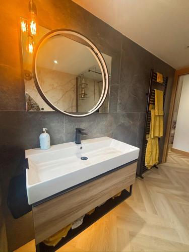Vannituba, Modern Studio Apartment in Brandesburton, East Yorkshire in Brandesburton