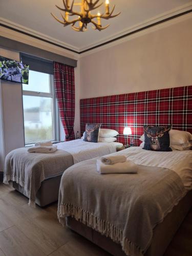Twin room, large