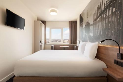 Rotterdam Teleport Hotel Room Type - Budget Double Room