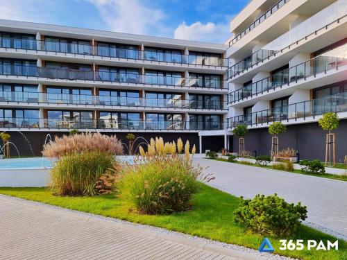 365PAM - Avanti Westin House - PARKING, BASEN, JACUZZI, SAUNA, SIŁOWNIA, PARKING, PLAC ZABAW W CENIE – khách sạn tại Radzikowo