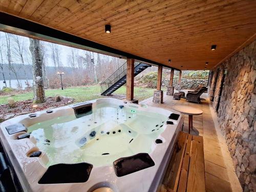 BLE107-Svaengsta-Oevre-Aemnebodavaegen-312-81 in 스뱅스타