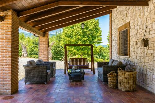 Viesnīcas āriene, Exclusive Villa With Pool Near Caserta in Alvignano
