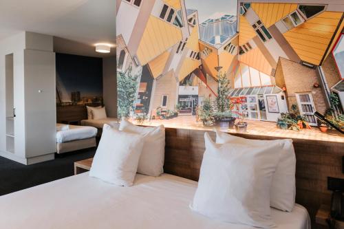 Rotterdam Teleport Hotel in Rotterdam