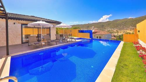 Sarıbelen 2 bedroom secluded villa with private pool hot tub – khách sạn tại Saribelen
