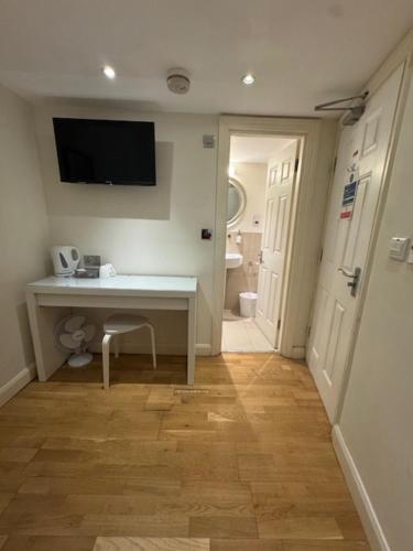 The Paramount Hotel – London