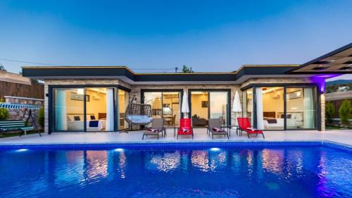Çavdır 2 bedroom secluded villa with private pool hot tub – khách sạn tại Uzumlu