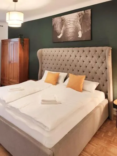 Elephant 2BR- 2 Min to U1 - 1 Stop to Opera in Wien, Österreich